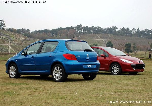 一批眾泰2008現(xiàn)車到達(dá)重慶4S店